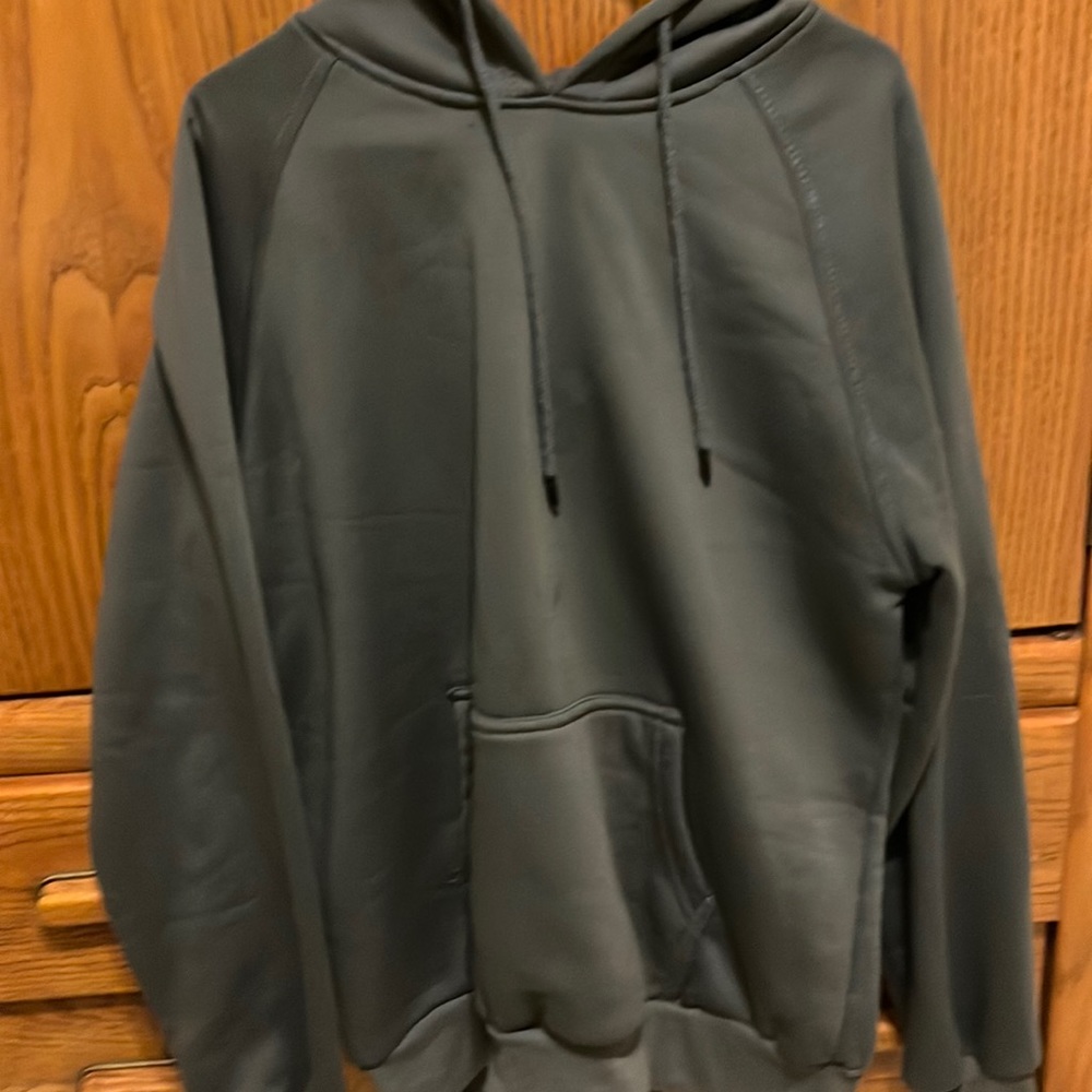 GRAY HOODIE